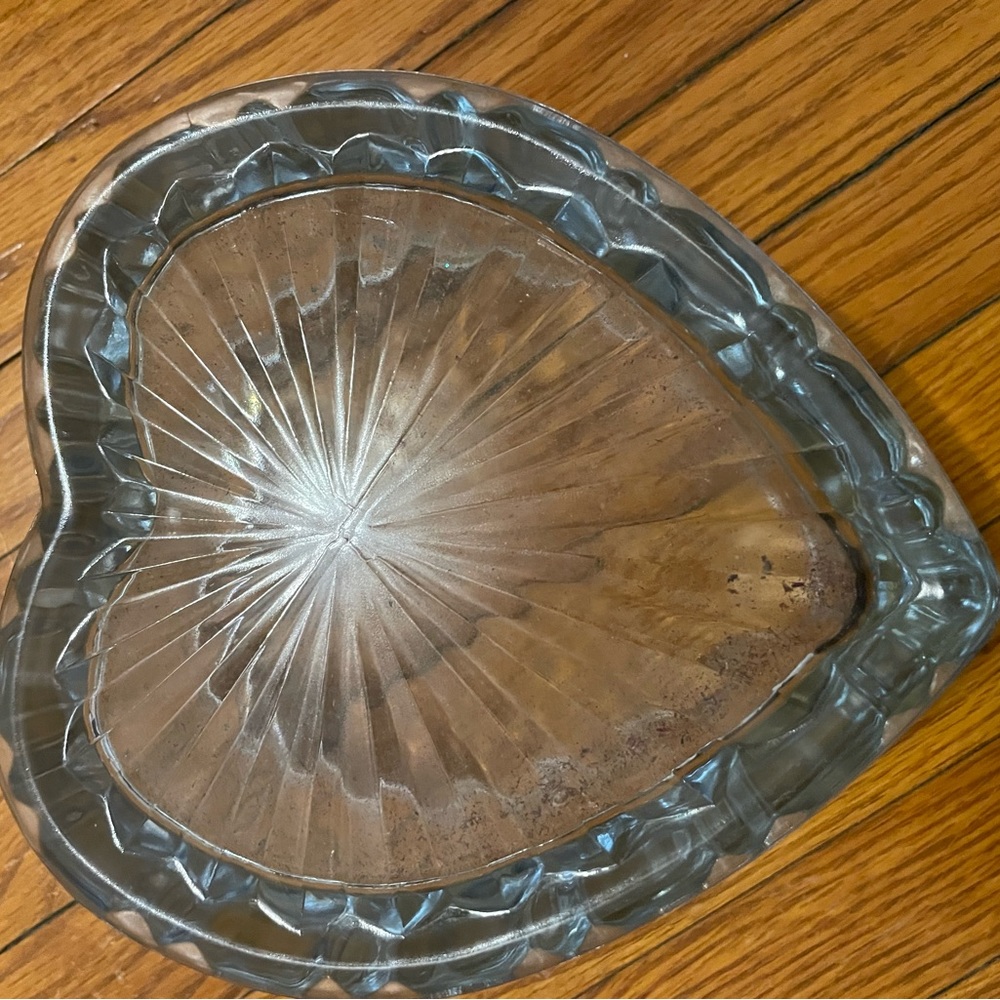 Crystal heart shaped bowl